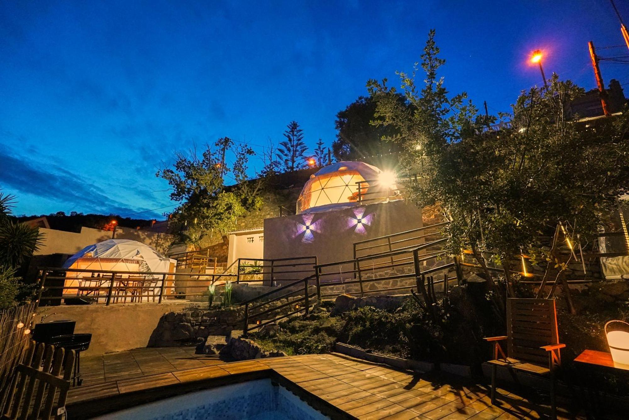 Villa Aaa View Private Terrace Outdoor Heated Hot Tub Family Fun Badalona Esterno foto